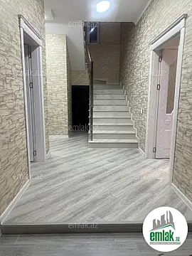 Satılır 6 otaqlı həyət evi 208 m²