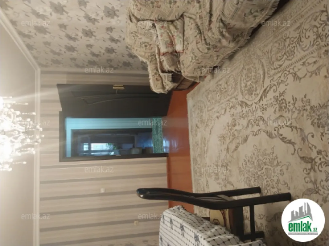 Satılır 3 otaqlı köhnə tikili 72 m²