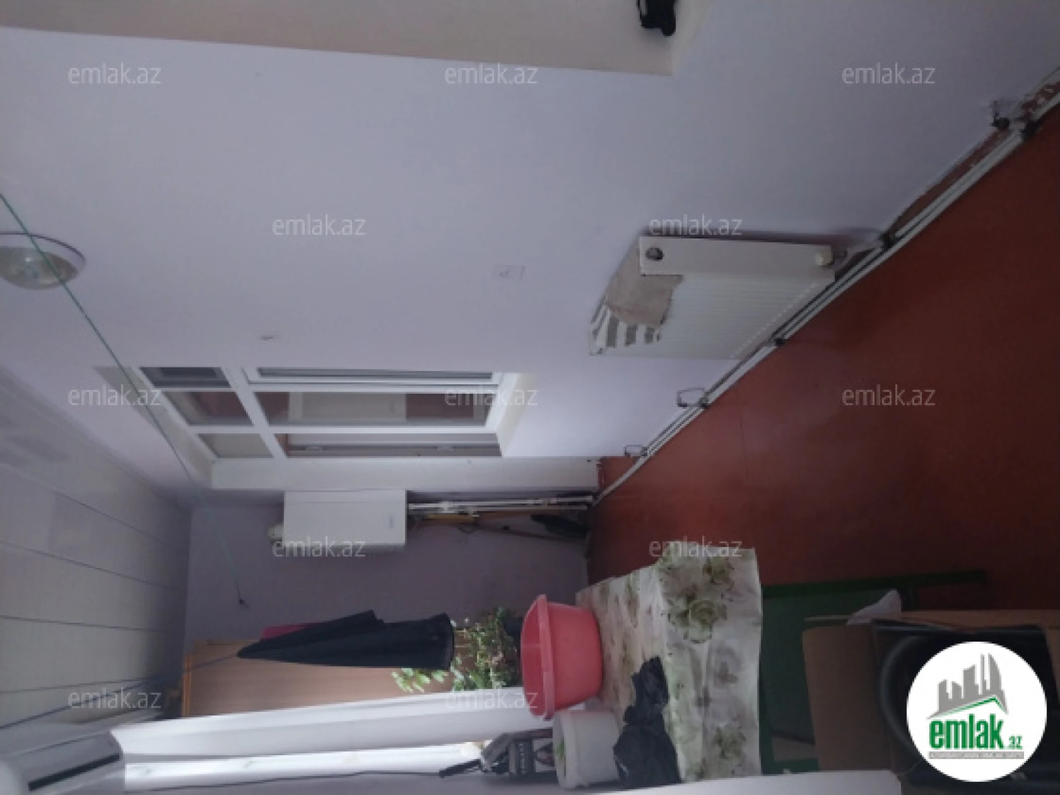 Satılır 3 otaqlı köhnə tikili 72 m²