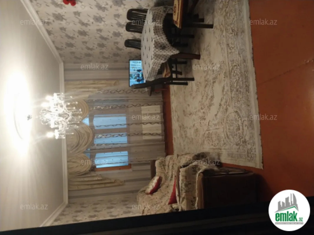 Satılır 3 otaqlı köhnə tikili 72 m²