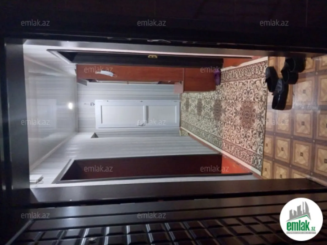 Satılır 3 otaqlı köhnə tikili 72 m²