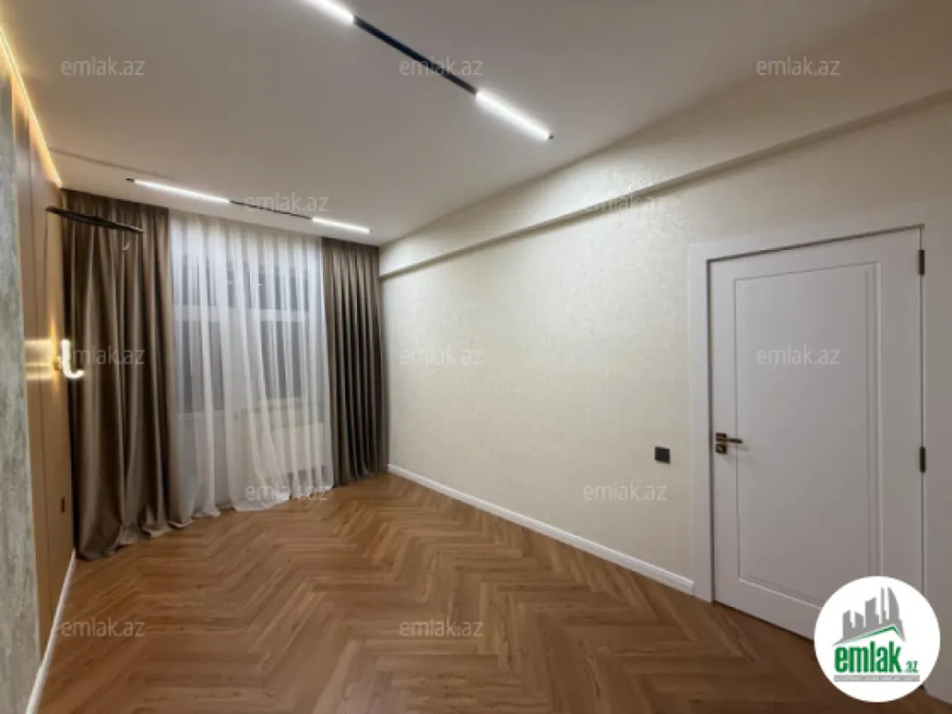 Satılır 2 otaqlı yeni tikili 81 m²
