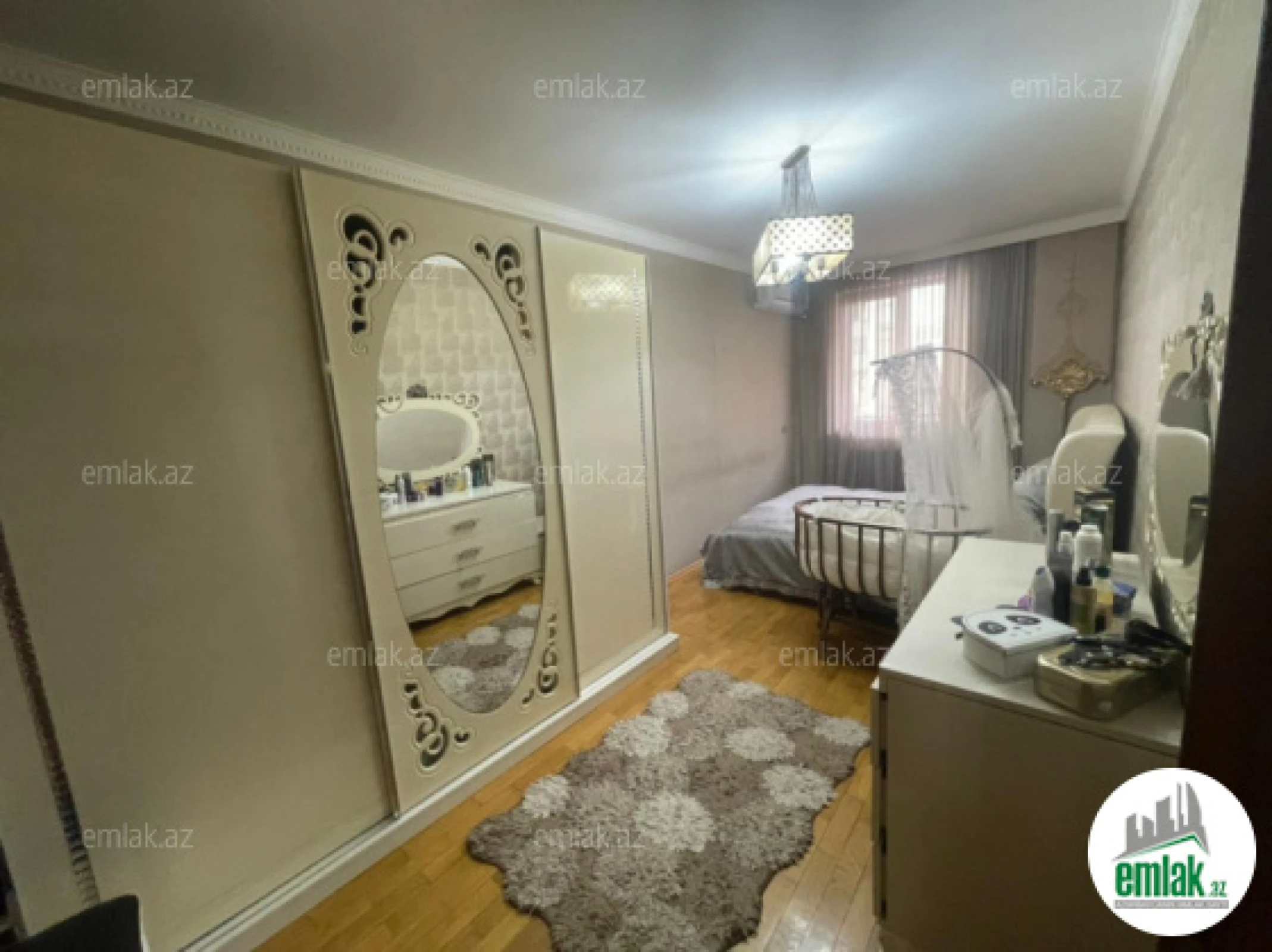 Satılır 3 otaqlı yeni tikili 105 m²