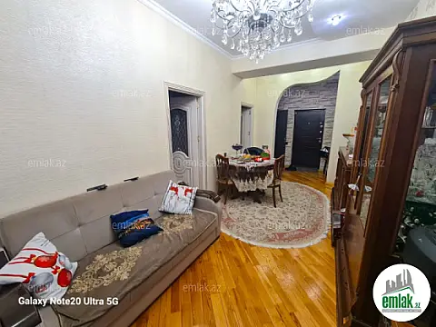 Satılır 3 otaqlı yeni tikili 65 m²