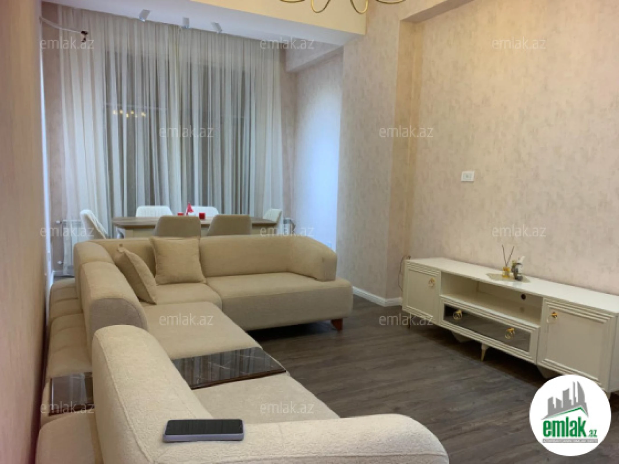 Satılır 2 otaqlı yeni tikili 67 m²