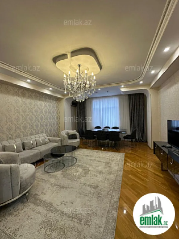 Satılır 4 otaqlı yeni tikili 172 m²