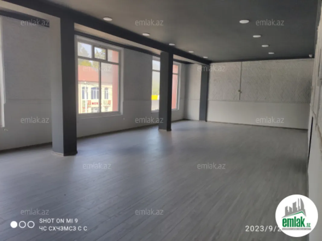Satılır 6 otaqlı obyekt 570 m²