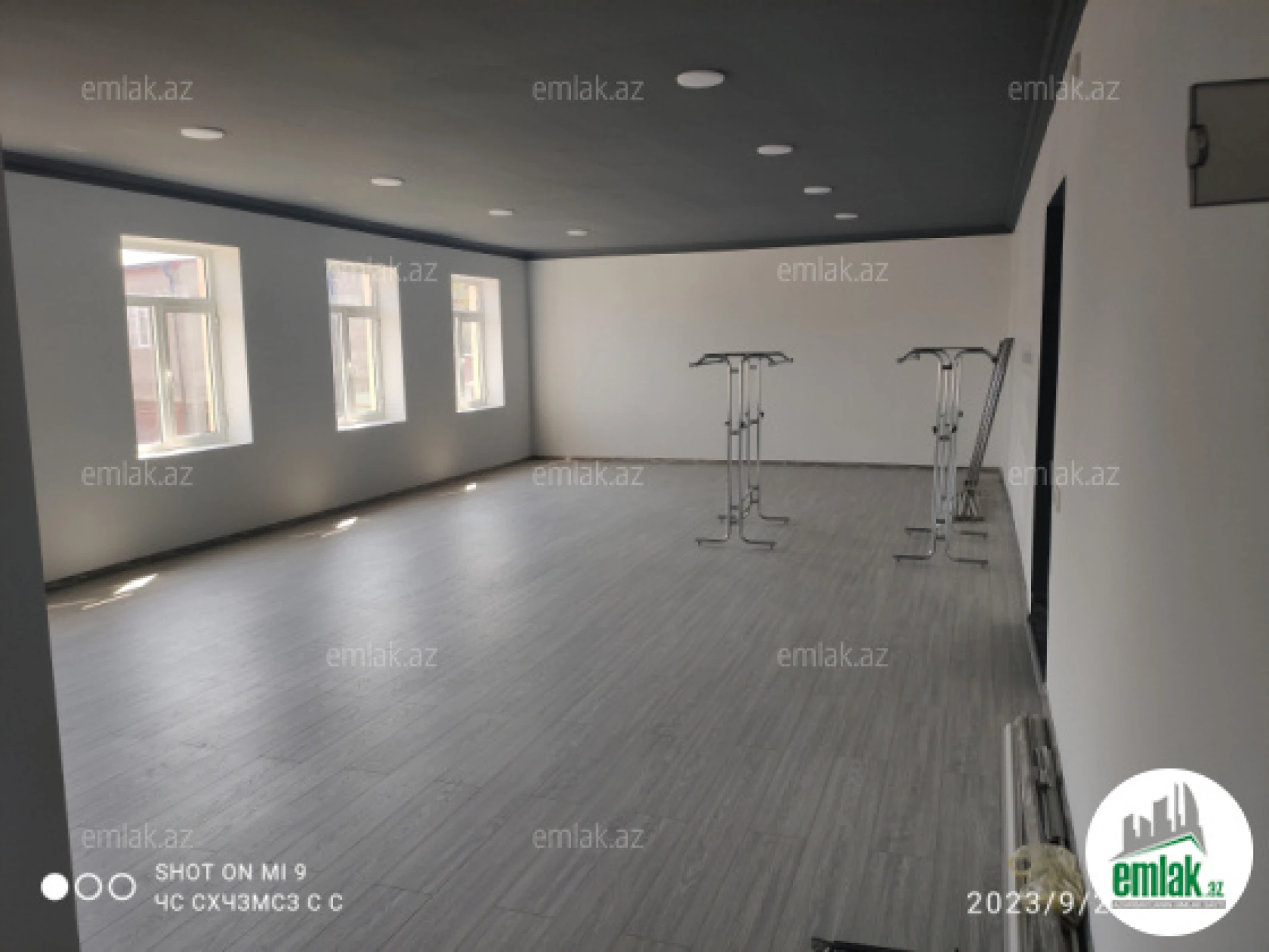 Satılır 6 otaqlı obyekt 570 m²