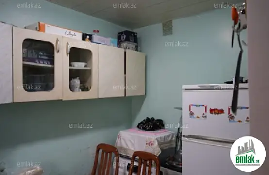 Satılır 2 otaqlı köhnə tikili 45 m²