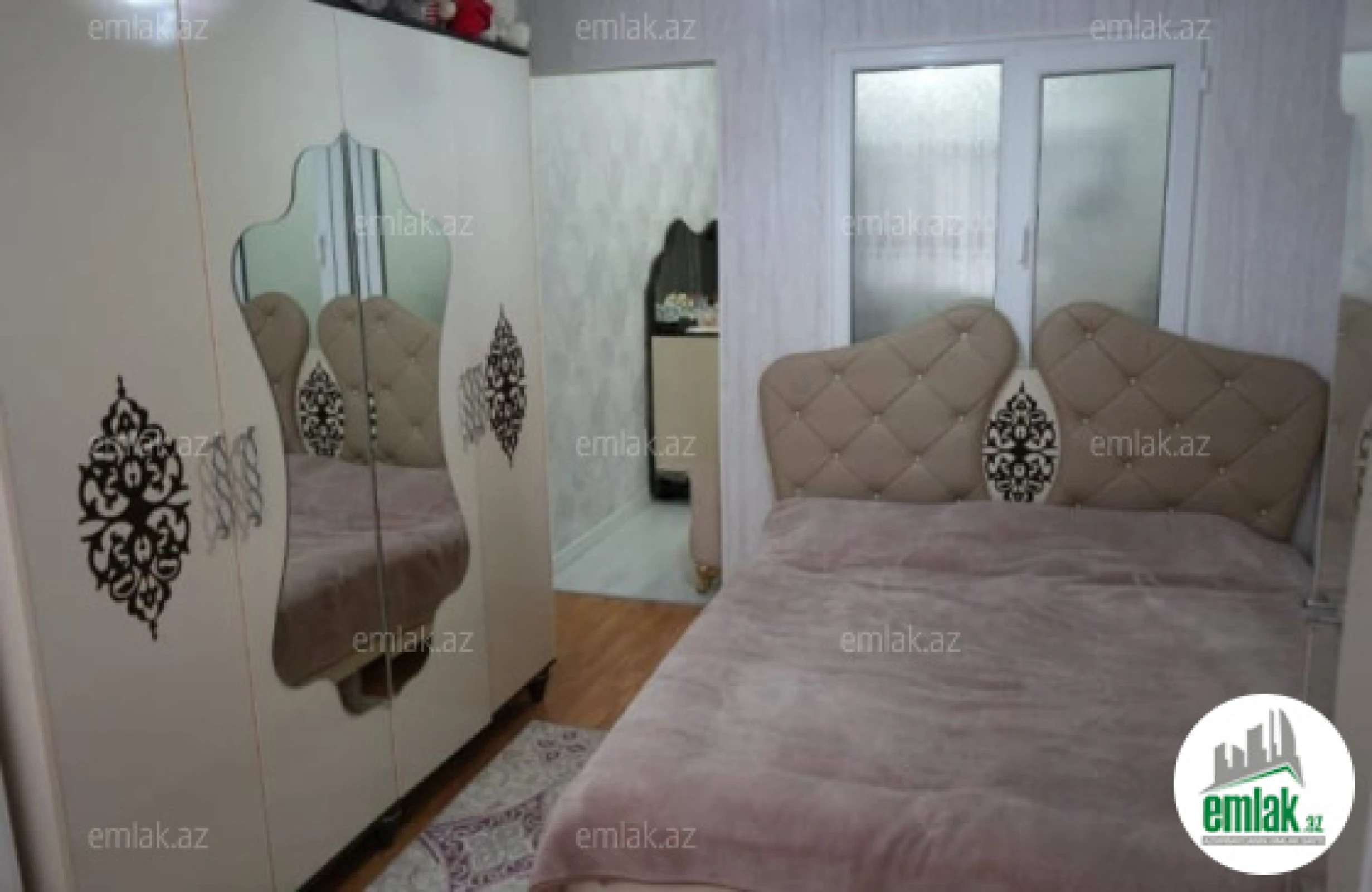 Satılır 2 otaqlı köhnə tikili 45 m²