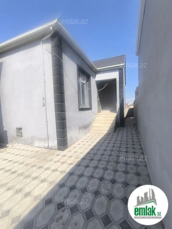 Satılır 4 otaqlı həyət evi 120 m²