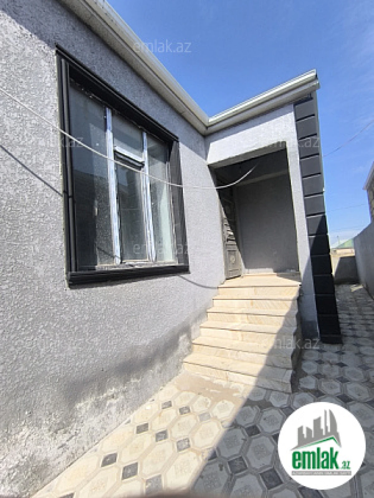 Satılır 4 otaqlı həyət evi 120 m²