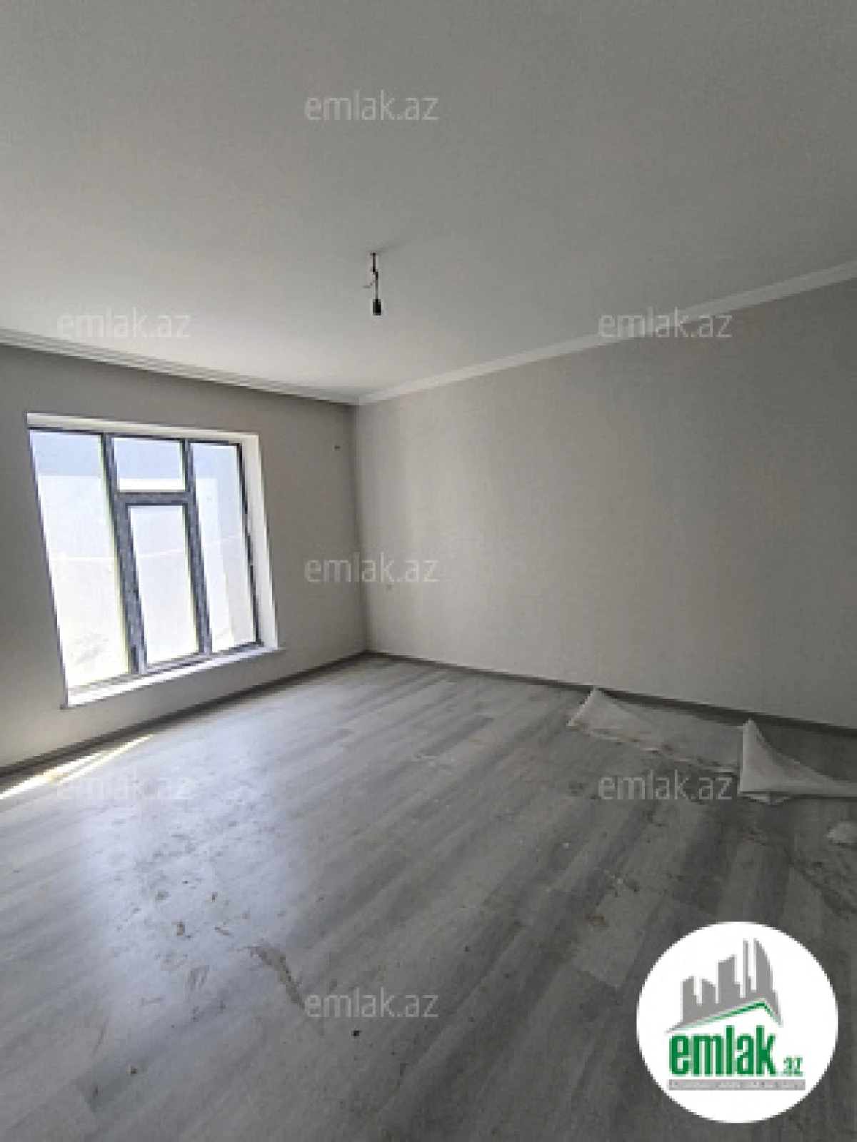 Satılır 4 otaqlı həyət evi 120 m²