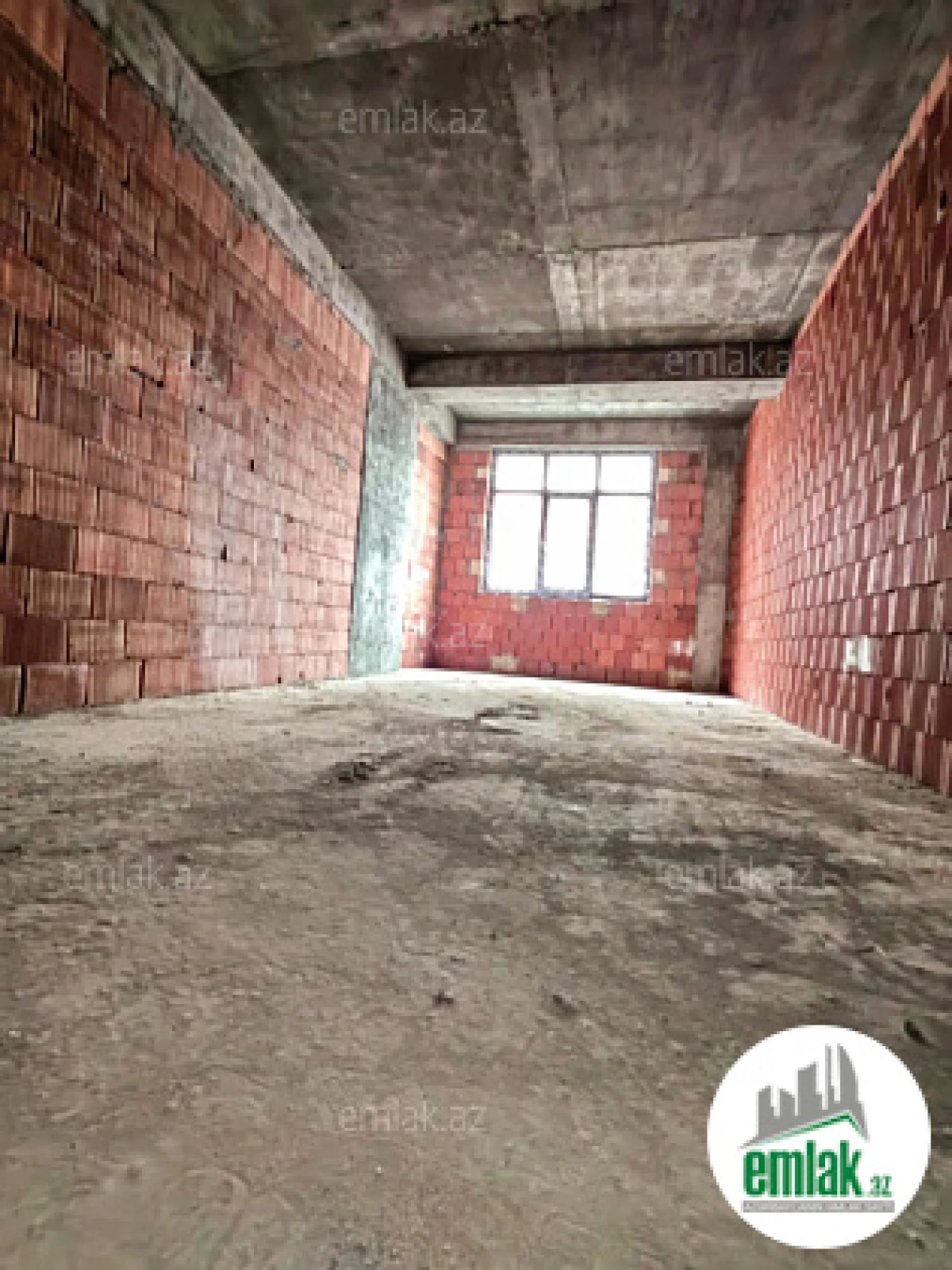 Satılır 4 otaqlı yeni tikili 150 m²