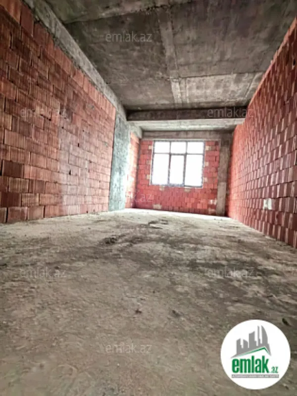 Satılır 4 otaqlı yeni tikili 150 m²