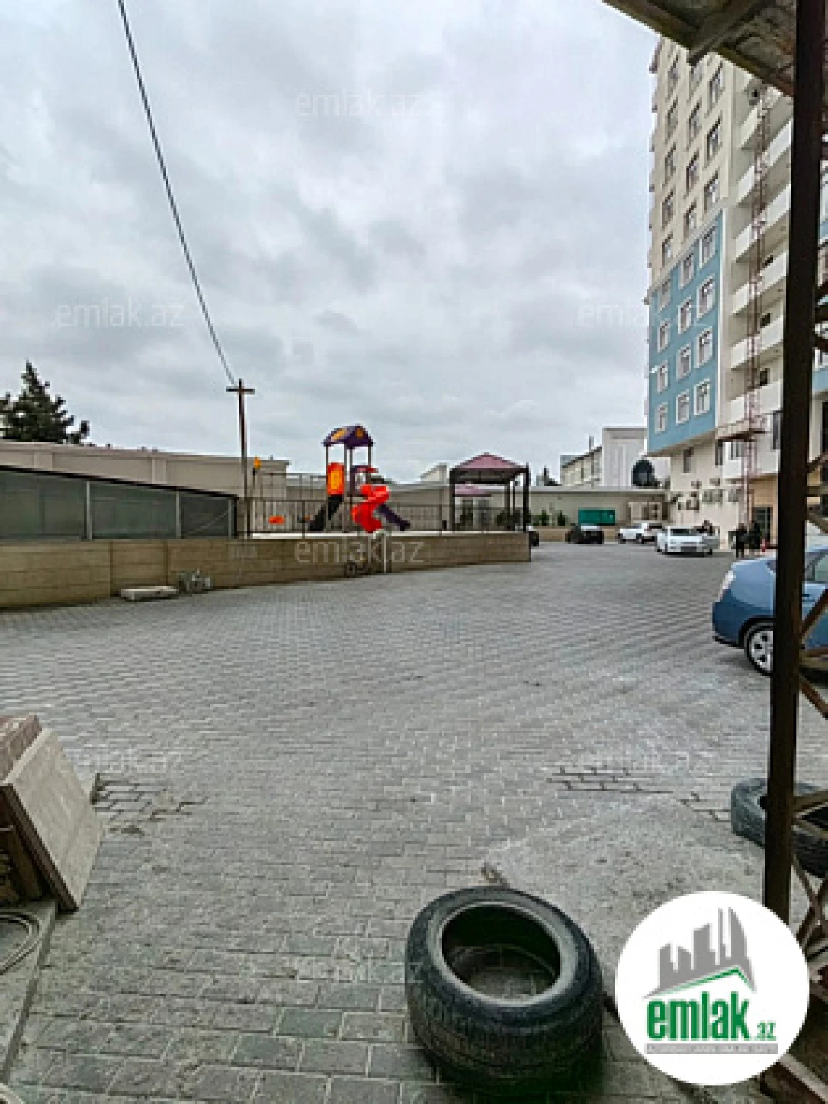 Satılır 4 otaqlı yeni tikili 150 m²