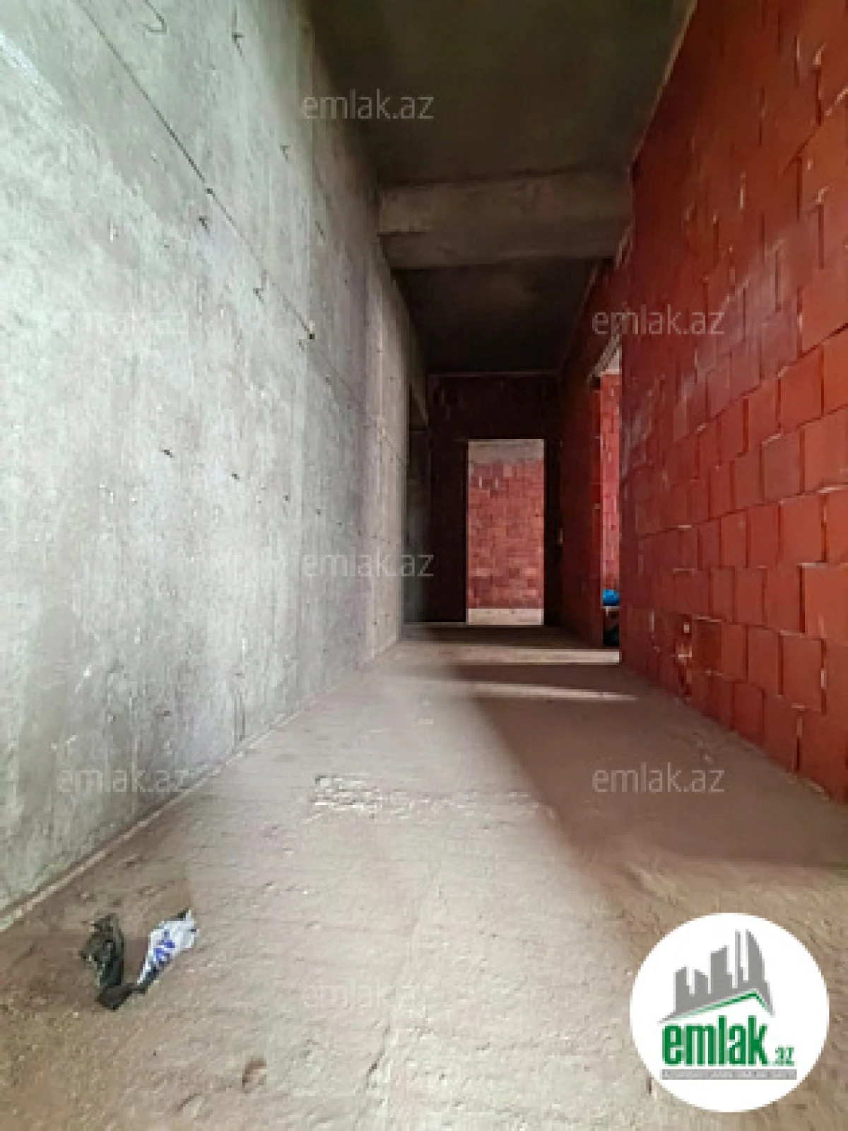 Satılır 4 otaqlı yeni tikili 150 m²