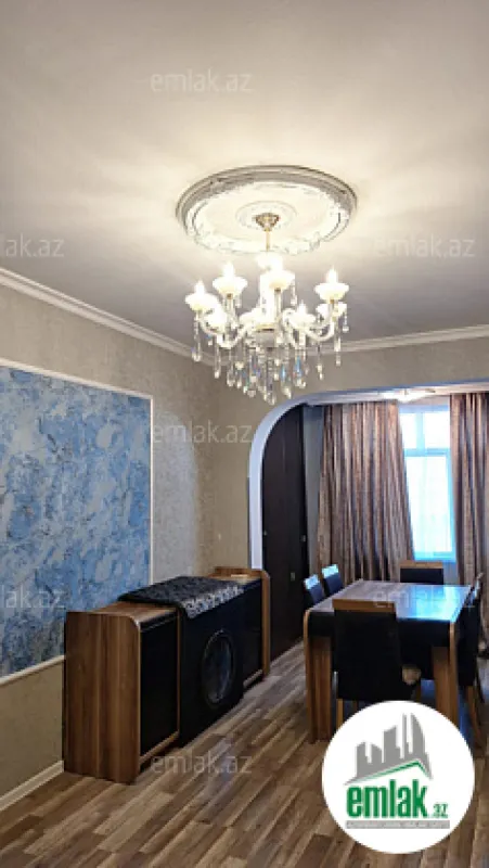 Satılır 2 otaqlı köhnə tikili 55 m²