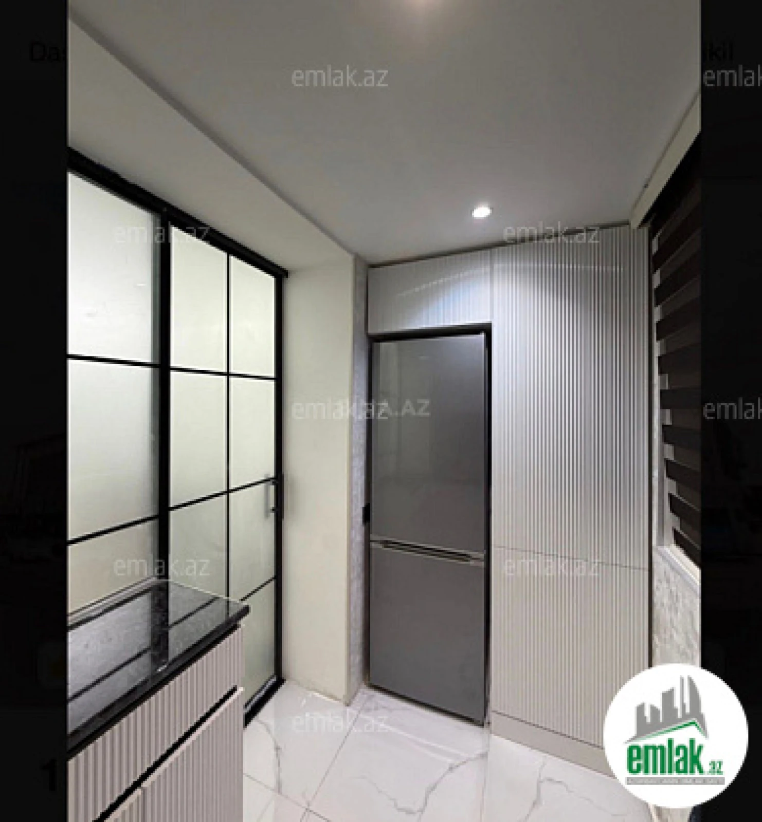 Satılır 2 otaqlı köhnə tikili 40 m²