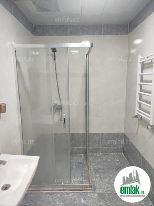 Satılır 2 otaqlı yeni tikili 70 m²