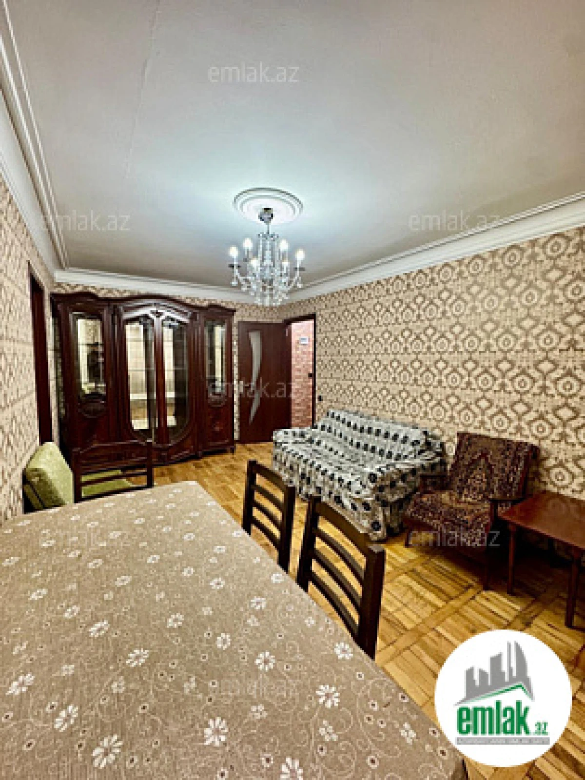 Satılır 2 otaqlı köhnə tikili 50 m²