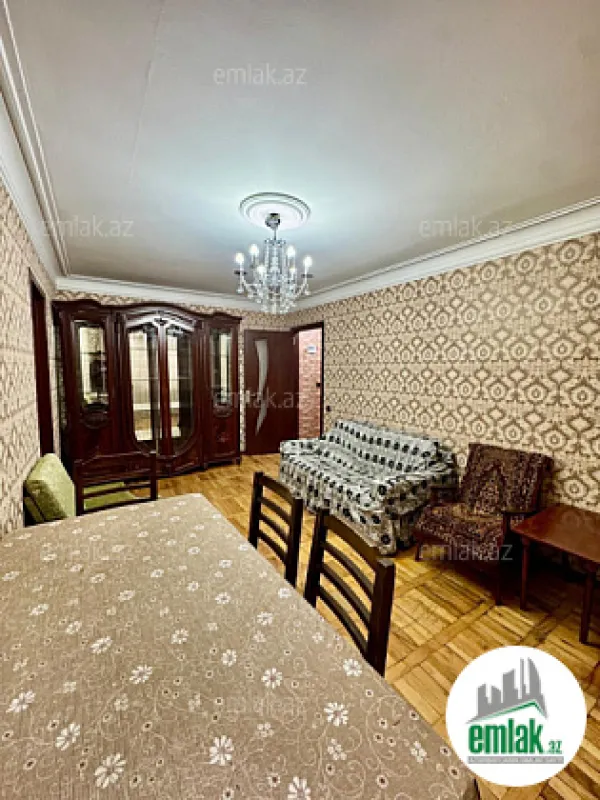 Satılır 2 otaqlı köhnə tikili 50 m²