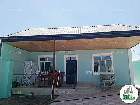 Satılır 3 otaqlı həyət evi 100 m² — Bakı 3 otaq 100.00 m²