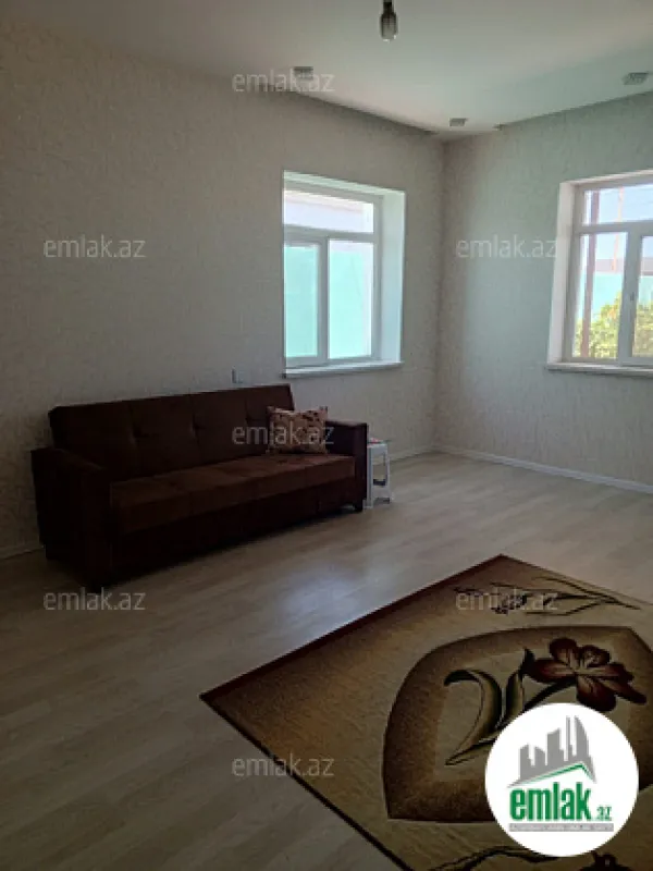 Satılır 3 otaqlı həyət evi 100 m²