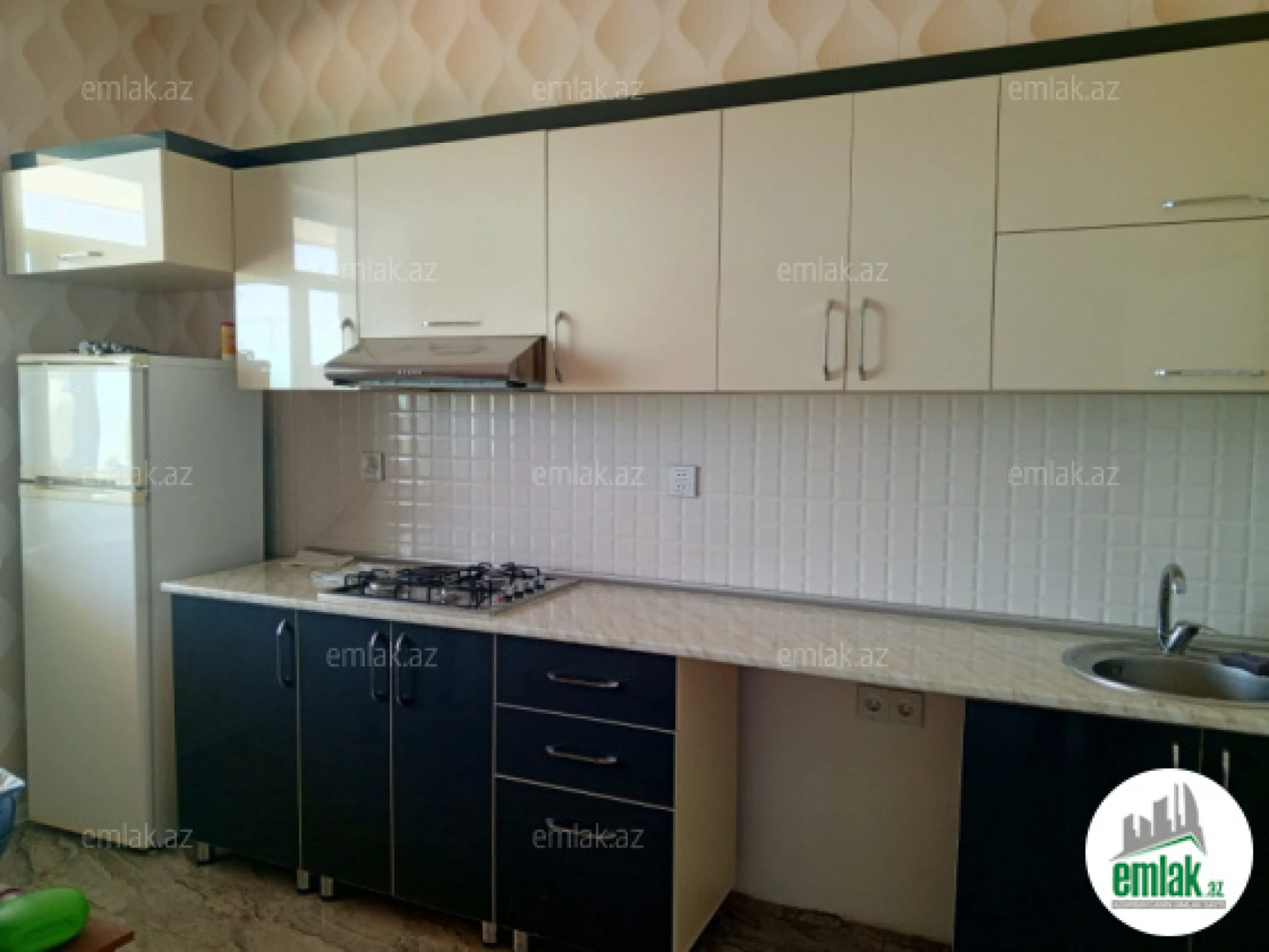 Satılır 3 otaqlı həyət evi 100 m²