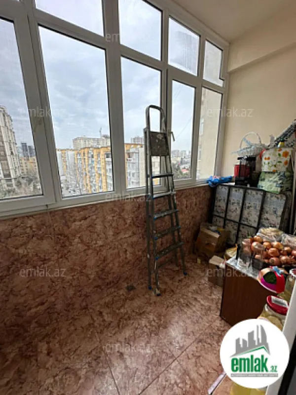 Satılır 4 otaqlı yeni tikili 172 m²