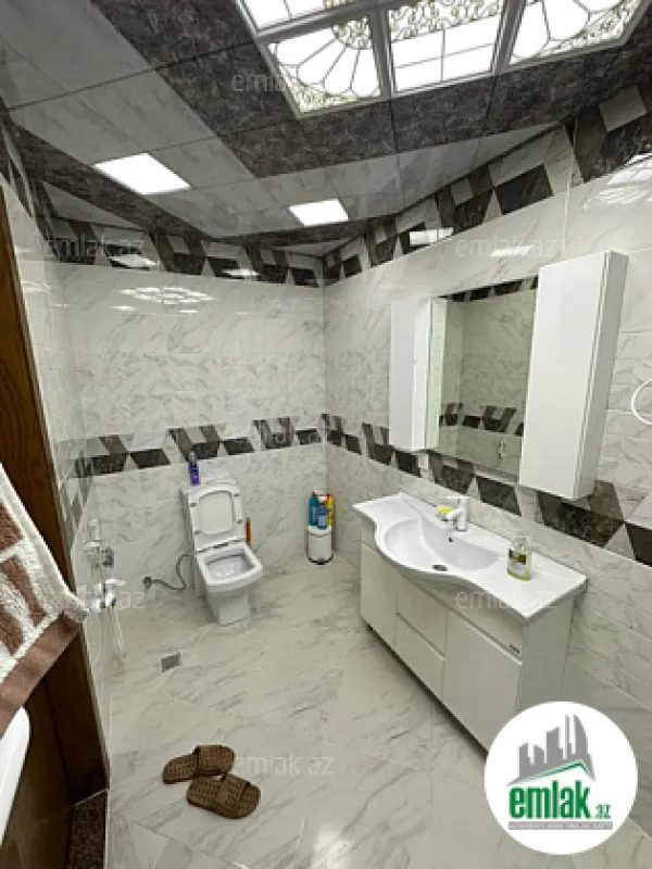 Satılır 4 otaqlı yeni tikili 172 m²