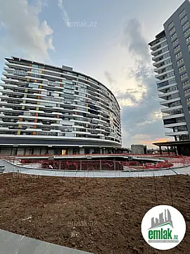 Satılır 2 otaqlı yeni tikili 92 m²