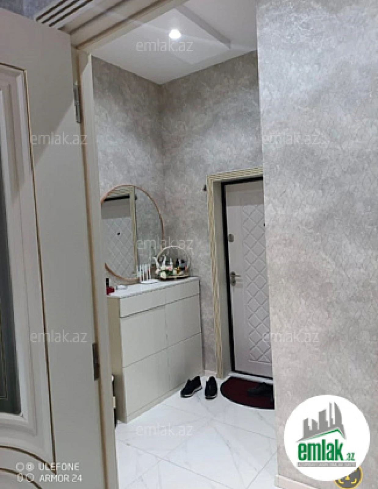 Satılır 2 otaqlı yeni tikili 74 m²