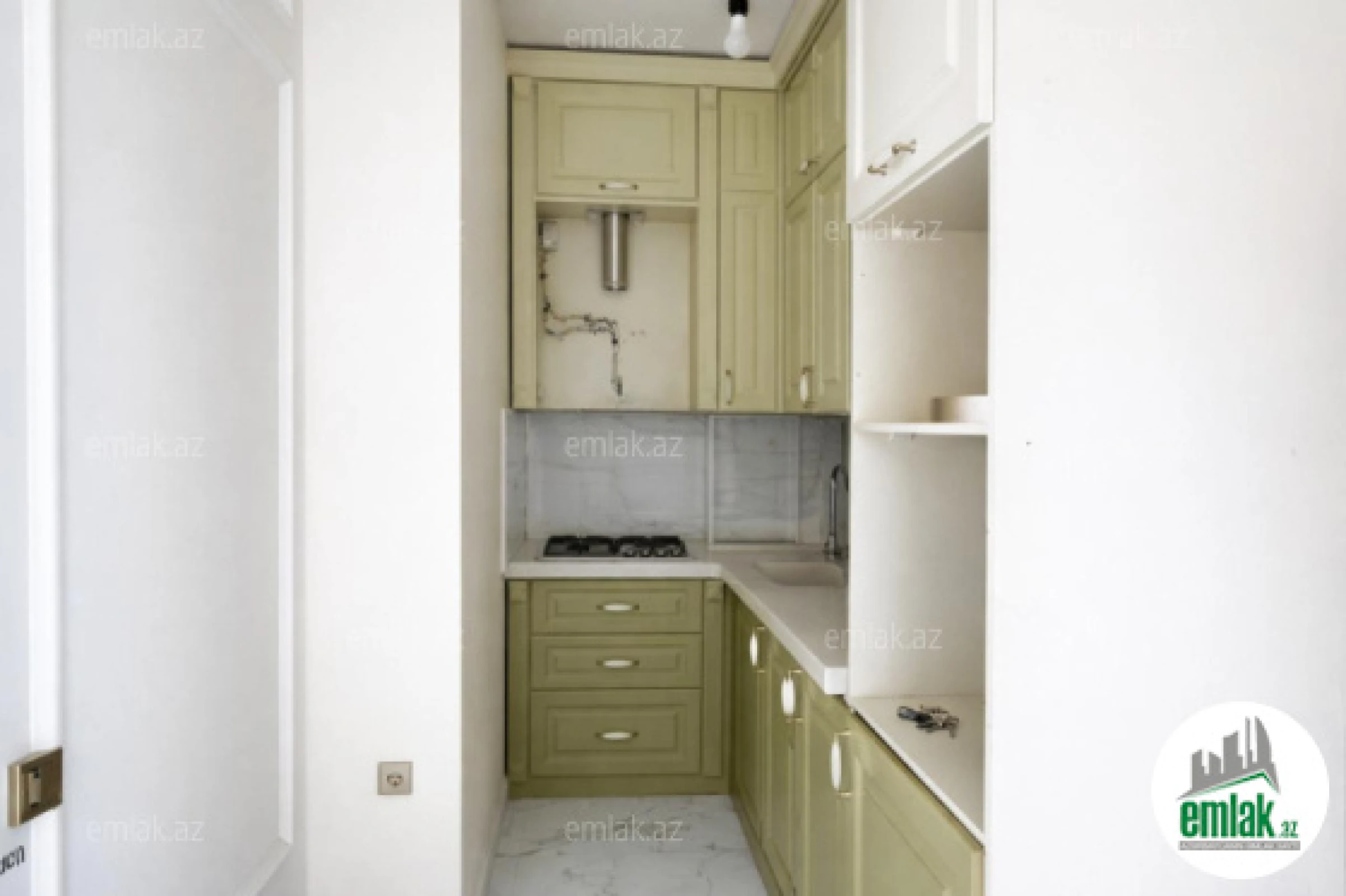 Satılır 2 otaqlı yeni tikili 60 m²