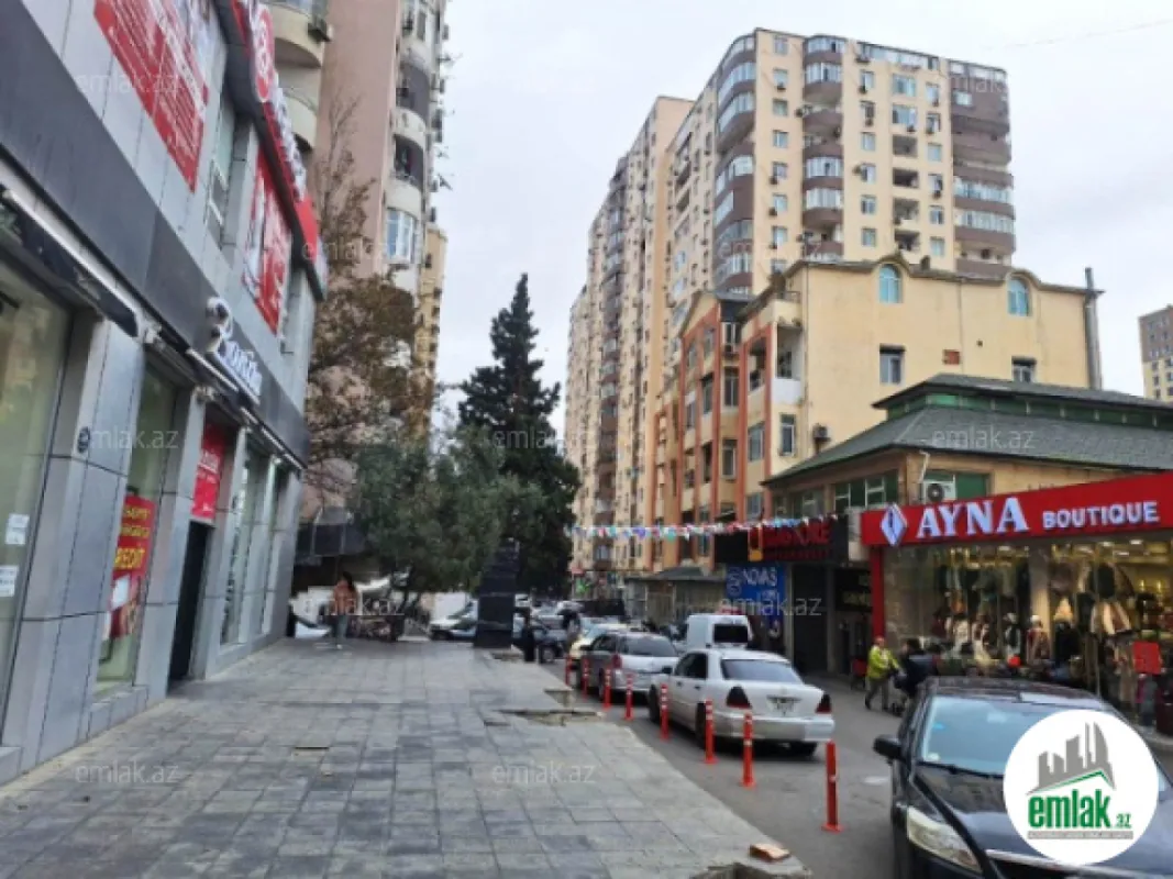 Satılır 3 otaqlı yeni tikili 160 m²