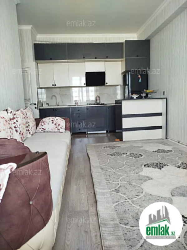 Satılır 3 otaqlı yeni tikili 70 m²