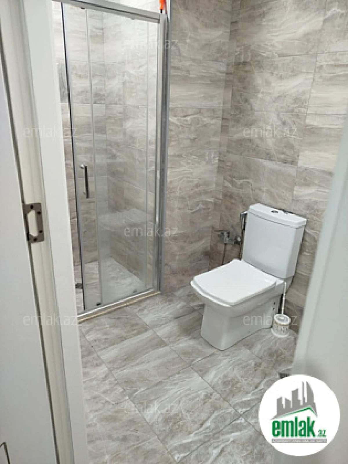 Satılır 3 otaqlı yeni tikili 70 m²