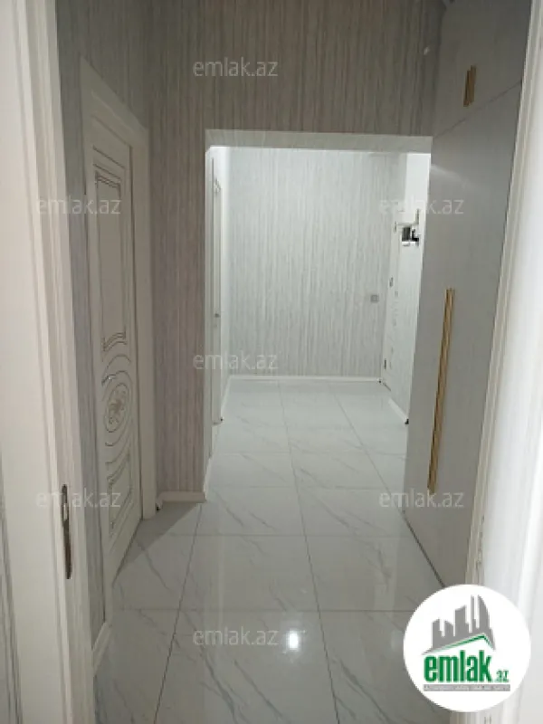 Satılır 3 otaqlı yeni tikili 70 m²