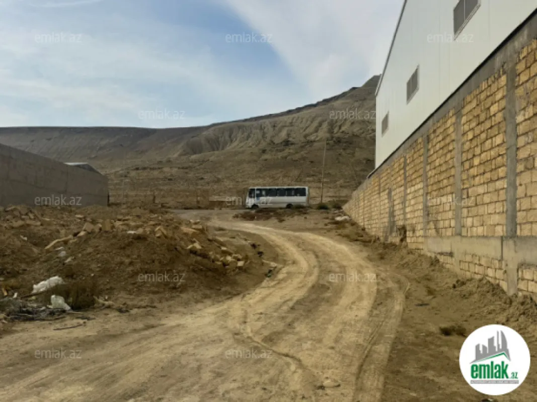 Satılır 3 otaqlı obyekt 500 m²