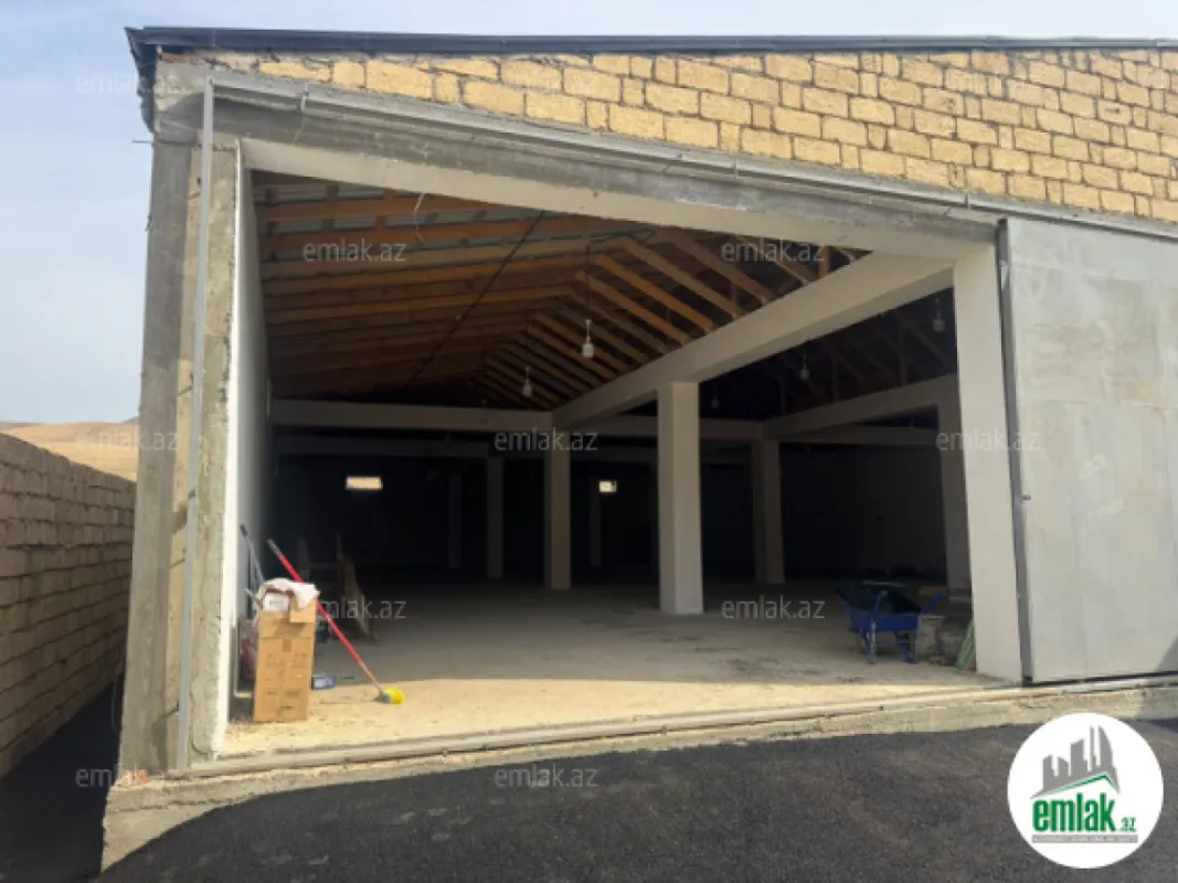 Satılır 3 otaqlı obyekt 500 m²