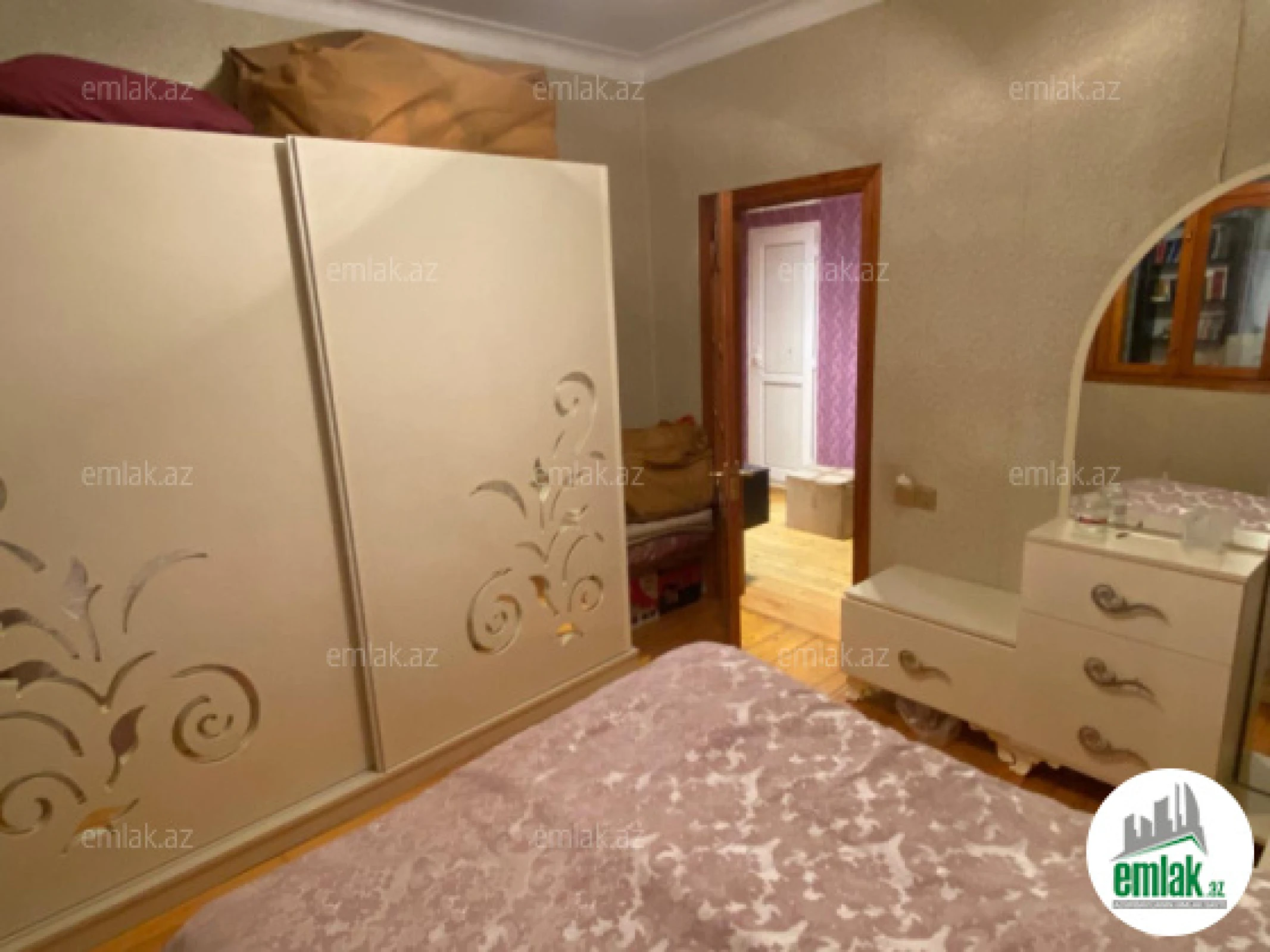 Satılır 3 otaqlı köhnə tikili 65 m²