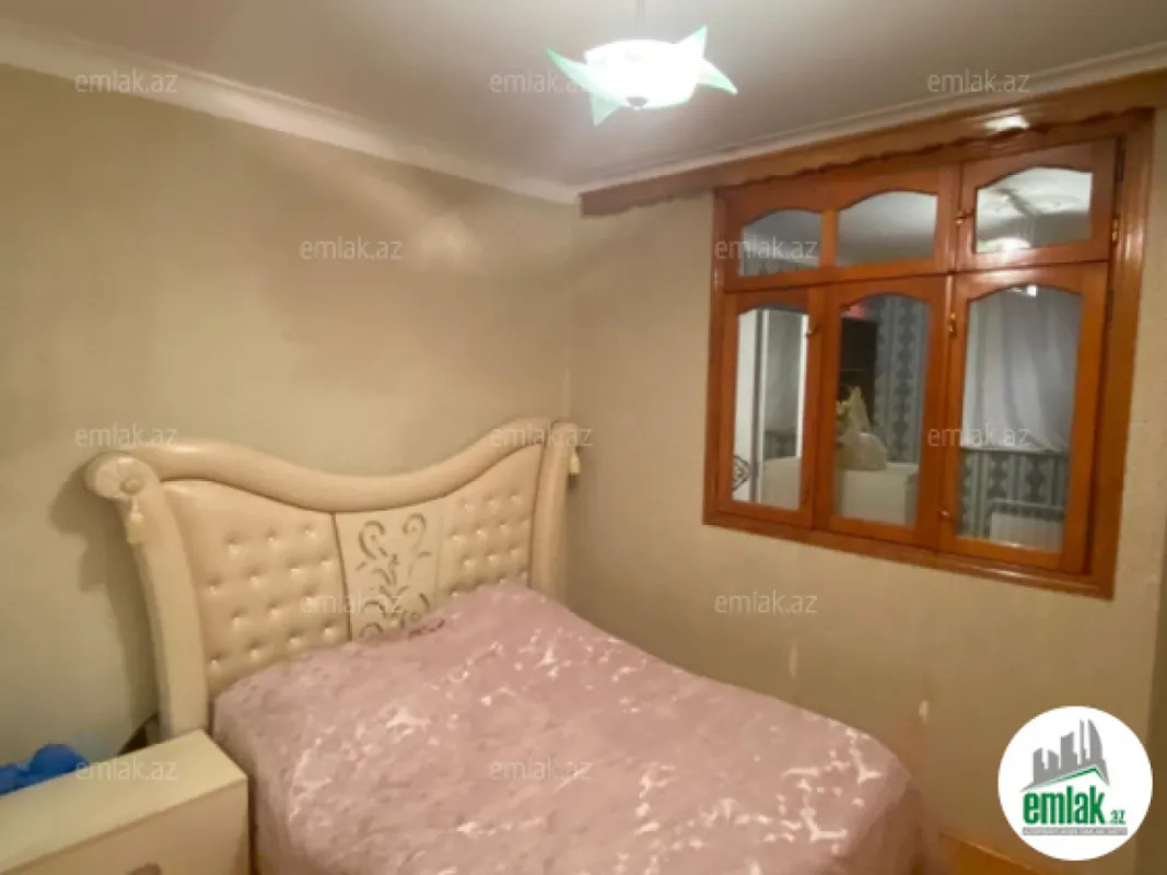Satılır 3 otaqlı köhnə tikili 65 m²