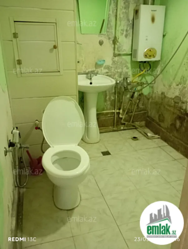 Satılır 1 otaqlı köhnə tikili 45 m²
