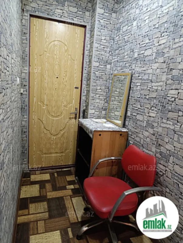 Satılır 1 otaqlı köhnə tikili 45 m²