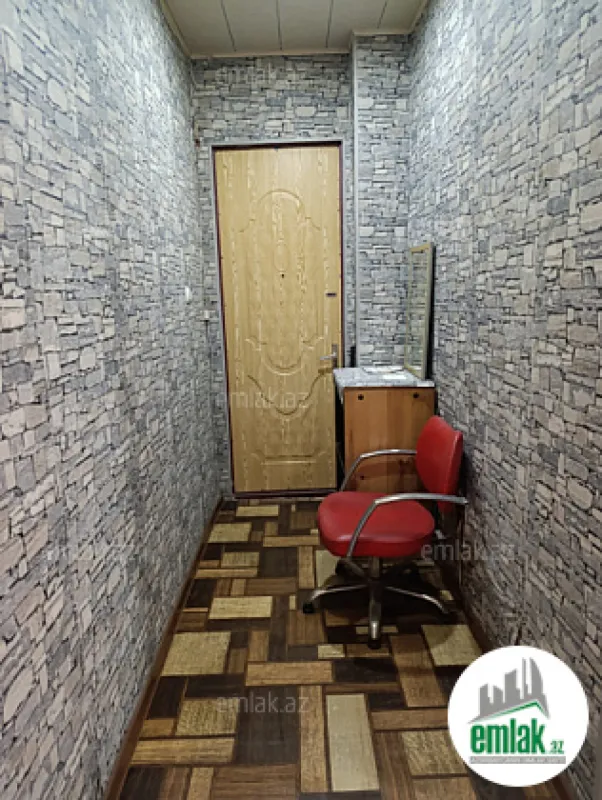 Satılır 1 otaqlı köhnə tikili 45 m²