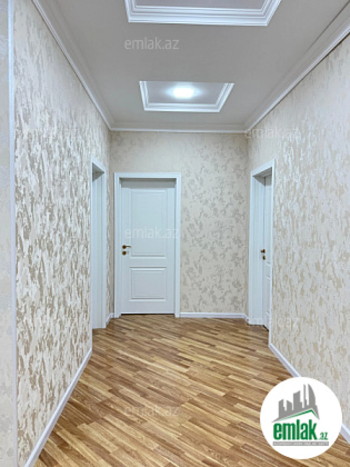 Satılır 4 otaqlı həyət evi 168 m²