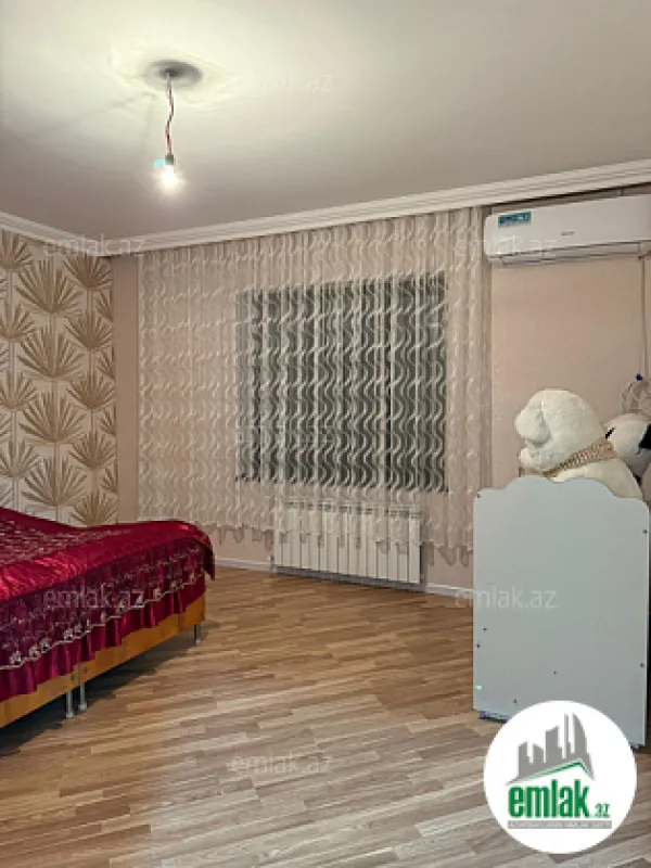 Satılır 4 otaqlı həyət evi 168 m²