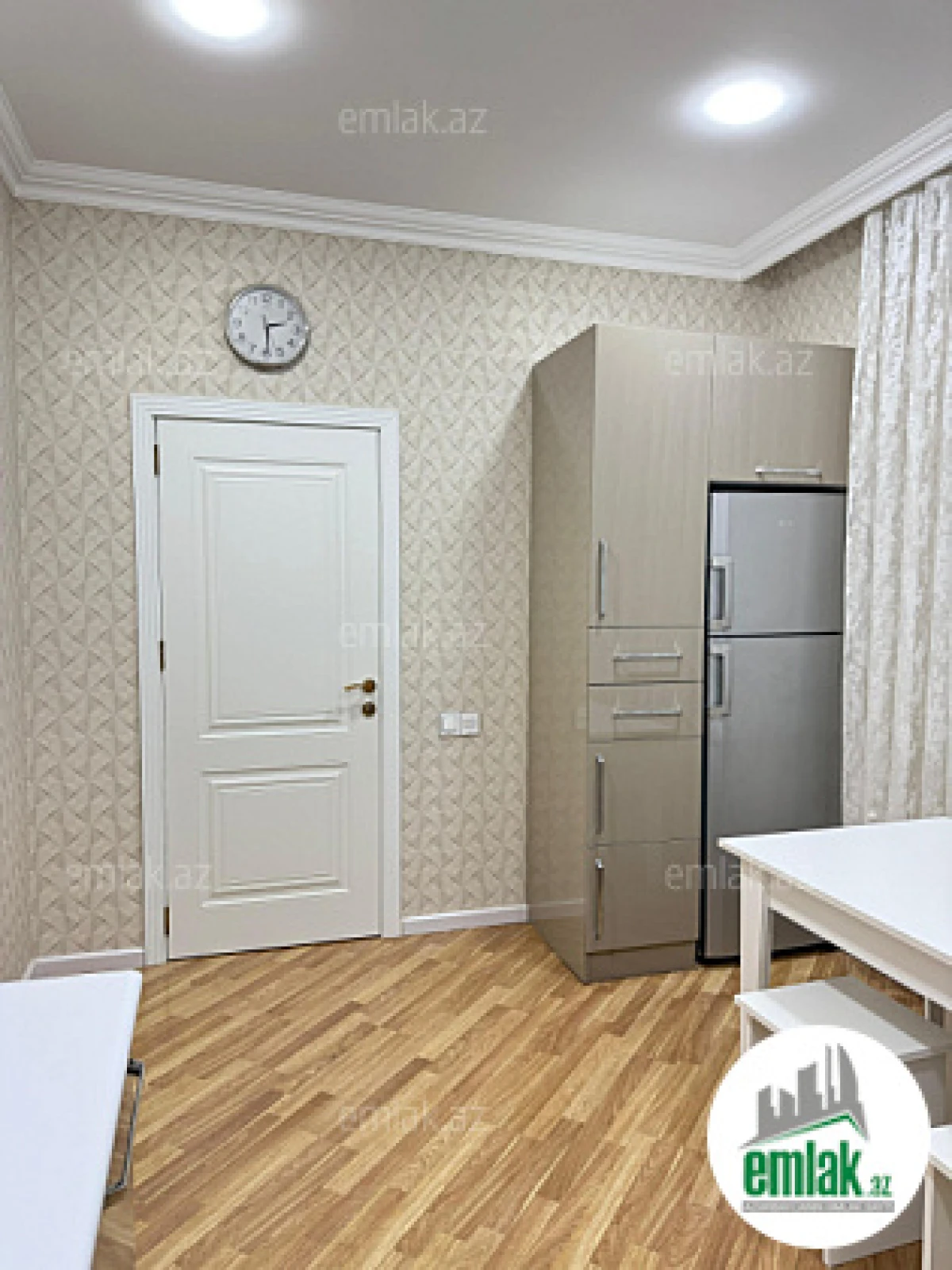 Satılır 4 otaqlı həyət evi 168 m²