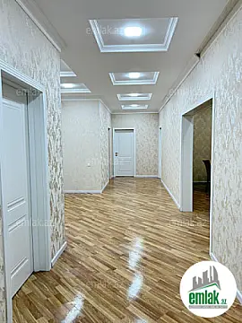 Satılır 4 otaqlı həyət evi 168 m²