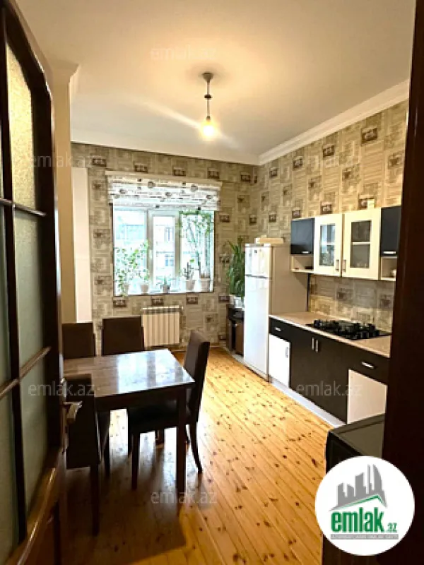 Satılır 2 otaqlı yeni tikili 75 m²